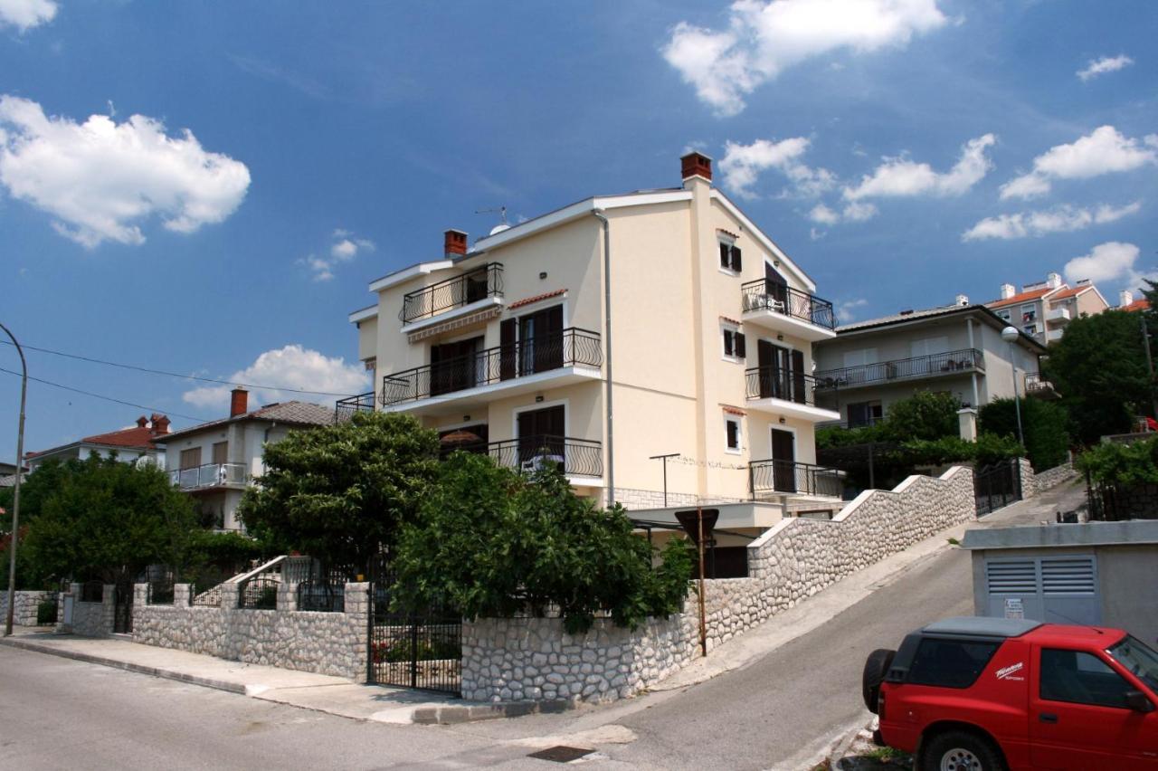 Apartments With A Parking Space Novi Vinodolski - 5593 外观 照片